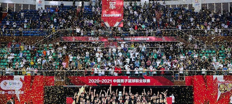 TA：德布劳内改变饮食和运动习惯，以确保长时间养伤不会影响他TheAthletic撰文谈到了德布劳内的话题，该文表示德布劳内改变饮食和运动习惯，以确保长时间养伤不会影响他。